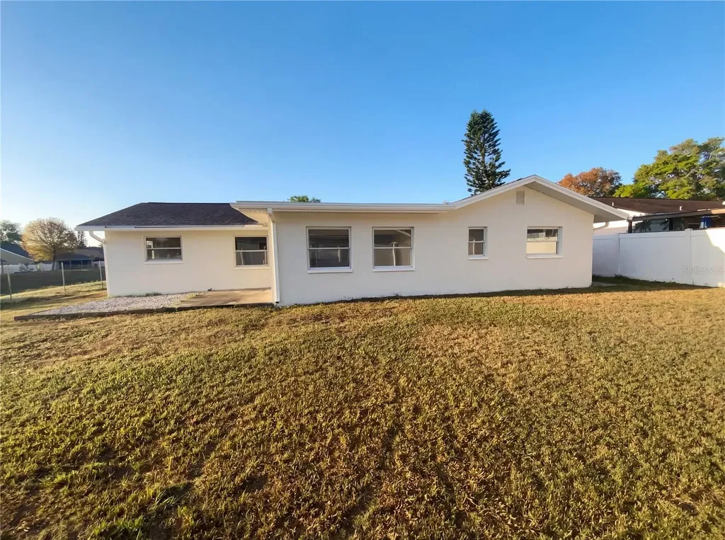 408 Ocean Court Clearwater FL 33756