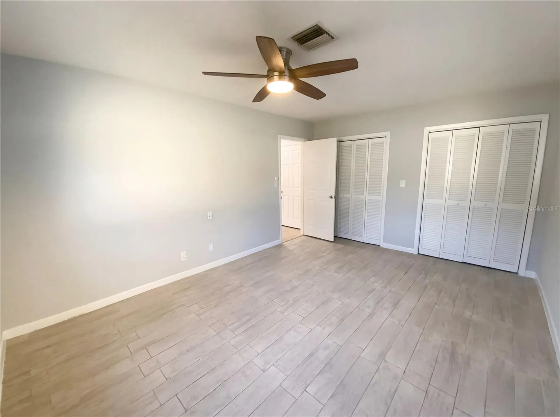408 Ocean Court Clearwater FL 33756