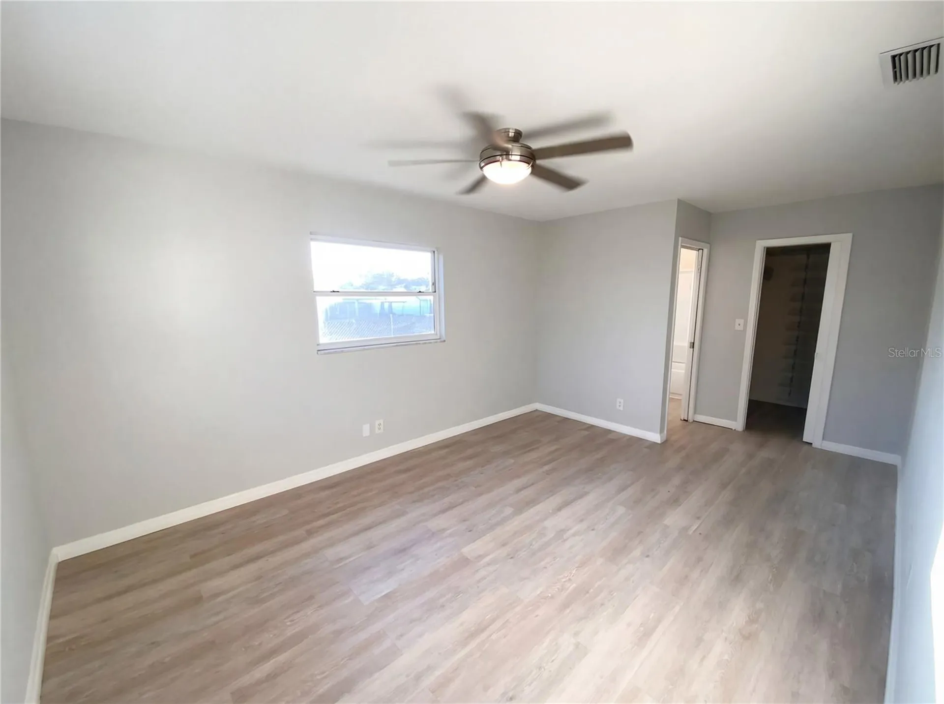 408 Ocean Court Clearwater FL 33756