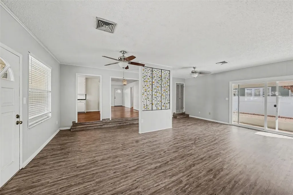 509 N Walker Street Plant City FL 33563