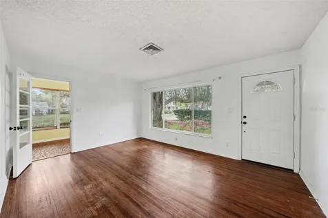 509 N Walker Street Plant City FL 33563