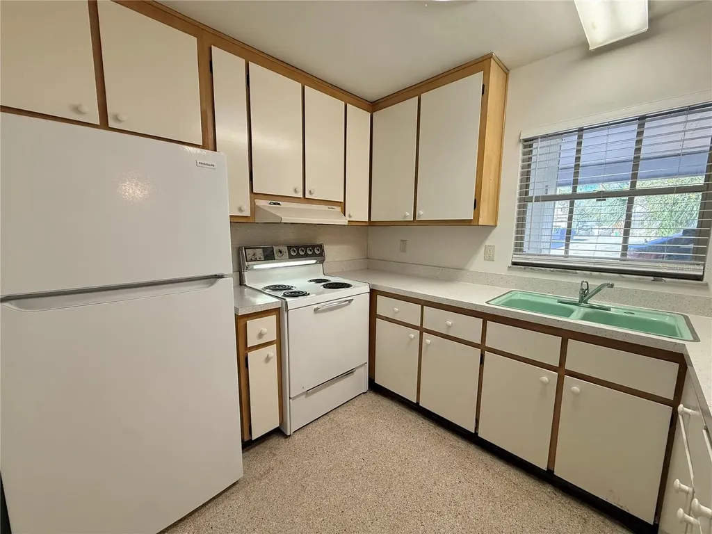 135 W Minnesota Avenue Deland FL 32720