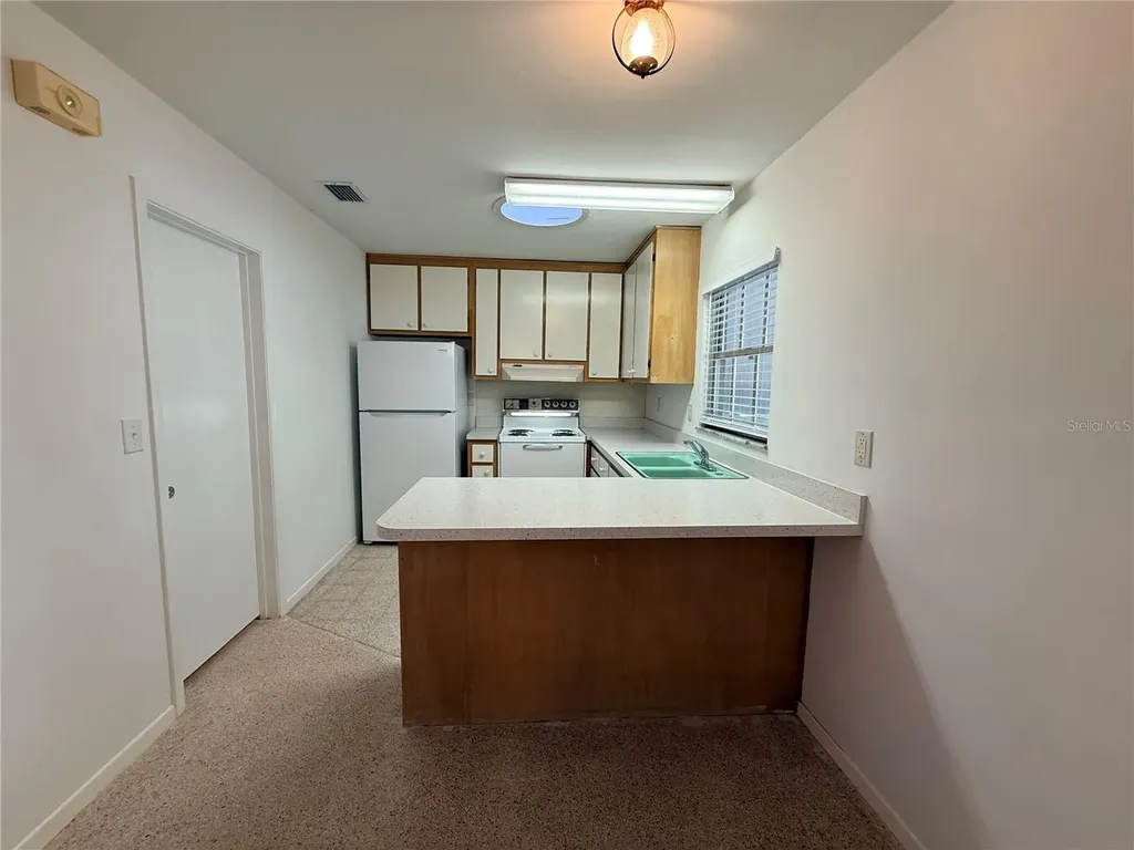 135 W Minnesota Avenue Deland FL 32720