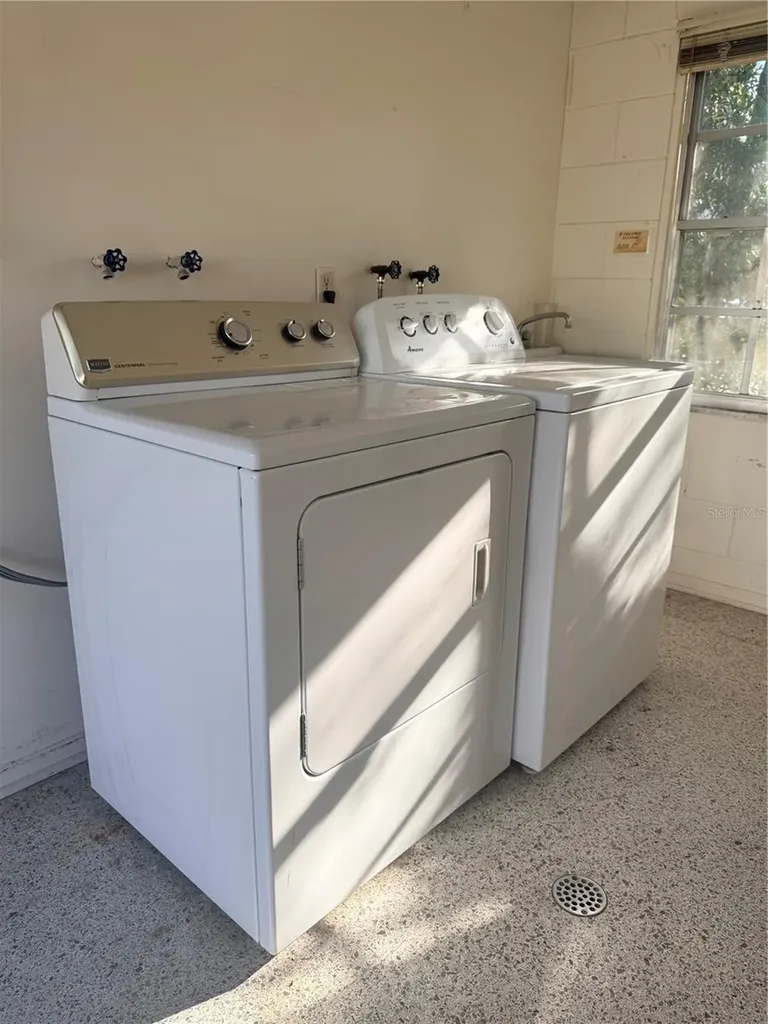 135 W Minnesota Avenue Deland FL 32720
