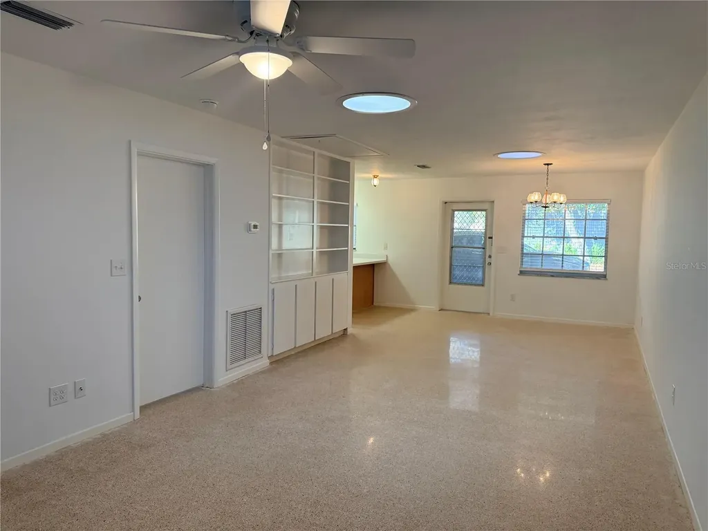 135 W Minnesota Avenue Deland FL 32720