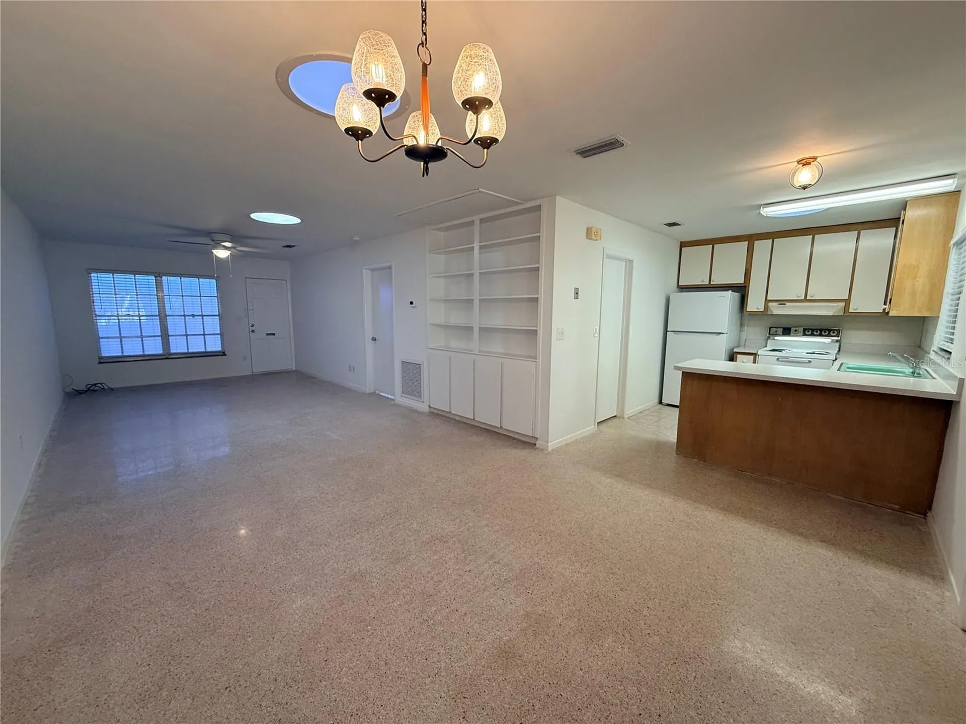 135 W Minnesota Avenue Deland FL 32720