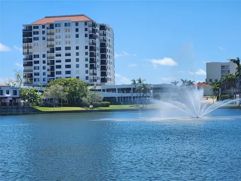 6287 Bahia Del Mar Circle St Petersburg FL 33715