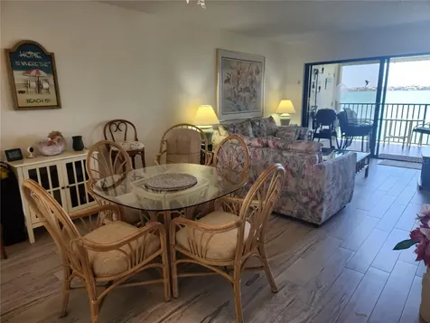 6287 Bahia Del Mar Circle St Petersburg FL 33715