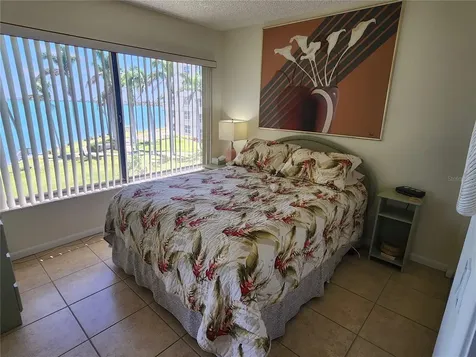 6287 Bahia Del Mar Circle St Petersburg FL 33715