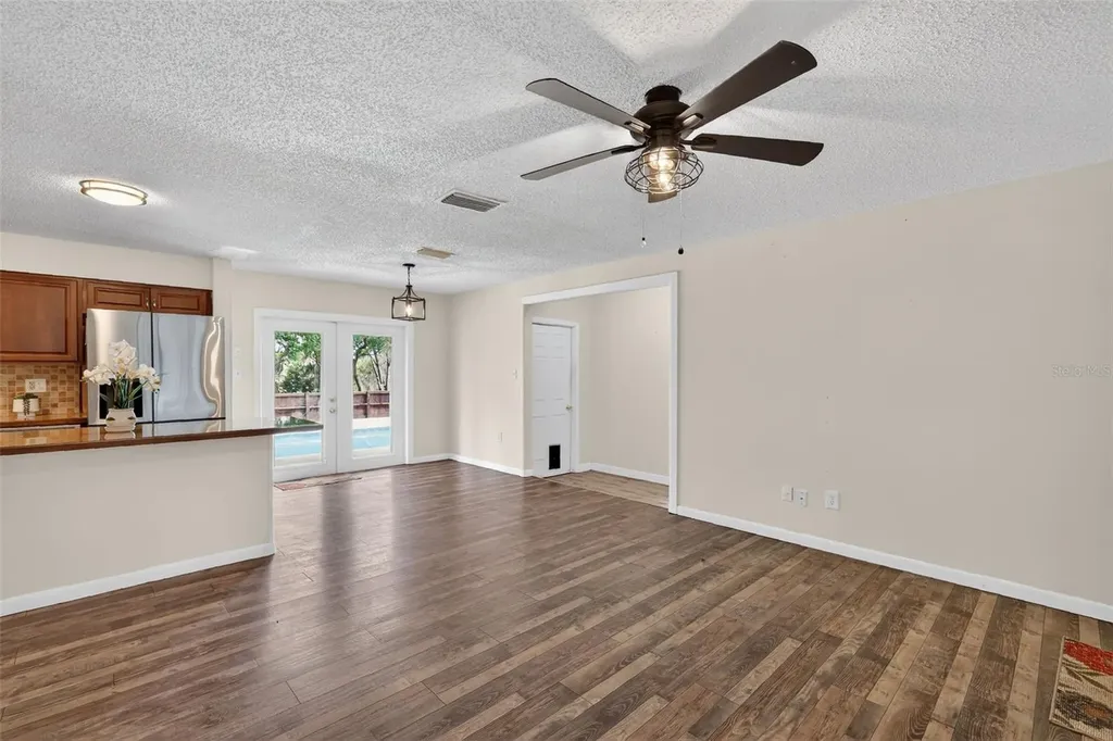 405 Tropic Circle Fruitland Park FL 34731