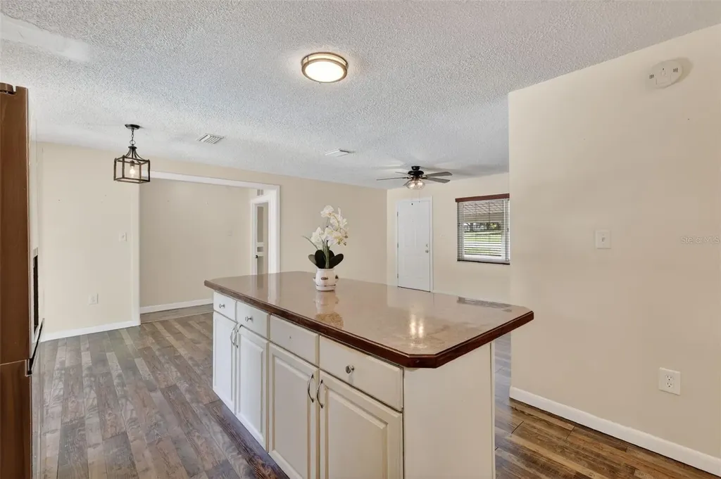405 Tropic Circle Fruitland Park FL 34731