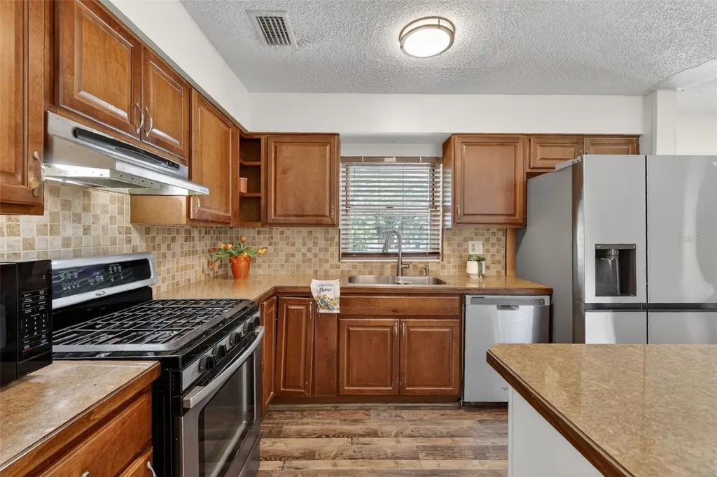 405 Tropic Circle Fruitland Park FL 34731
