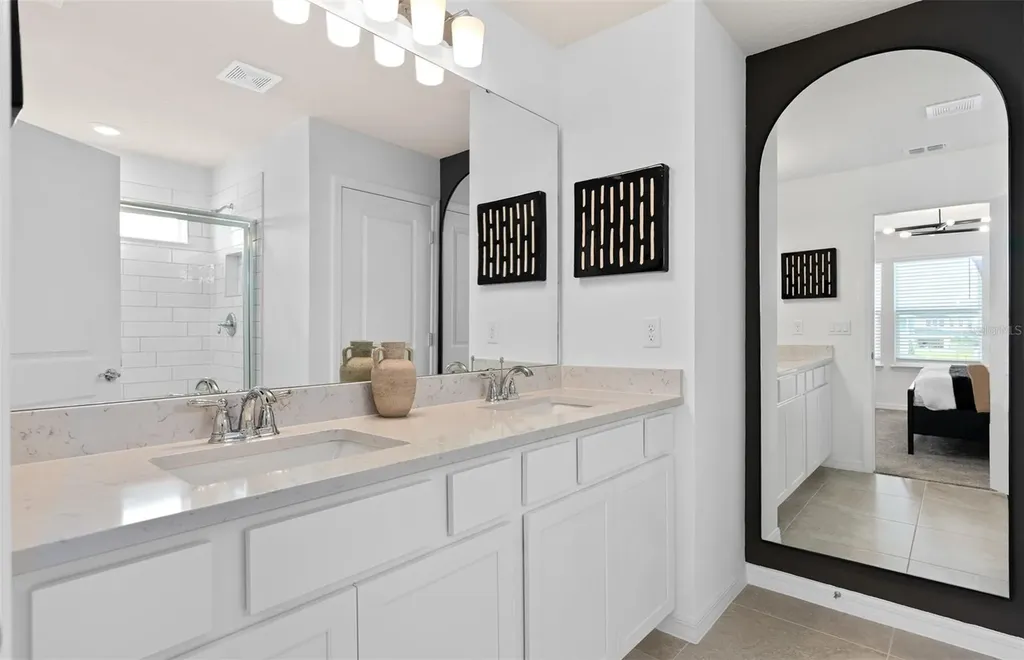 10124 Hadley Street Orlando FL 32829