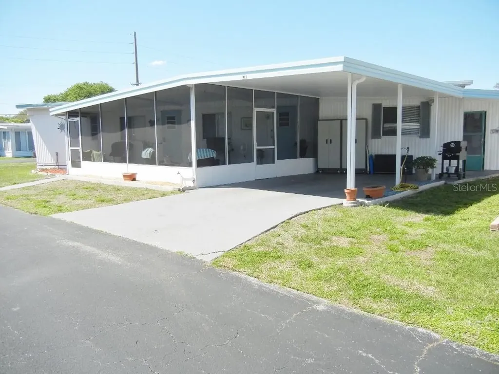 212 Rue De Pont Tavares FL 32778