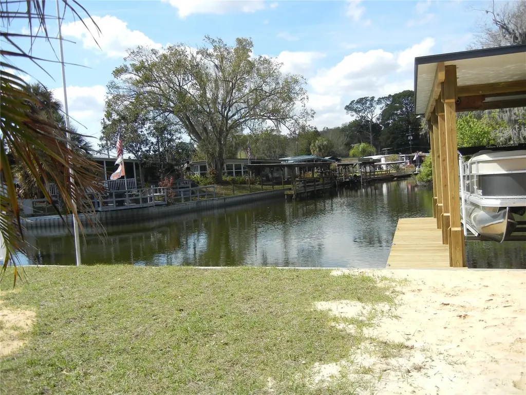 212 Rue De Pont Tavares FL 32778