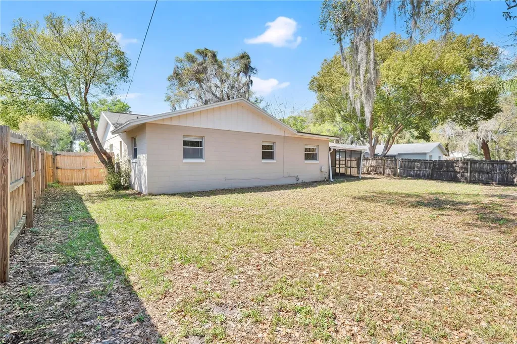 4521 Conway Gardens Road Orlando FL 32806