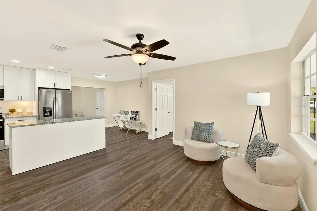4102 W Bay Vista Avenue Tampa FL 33611