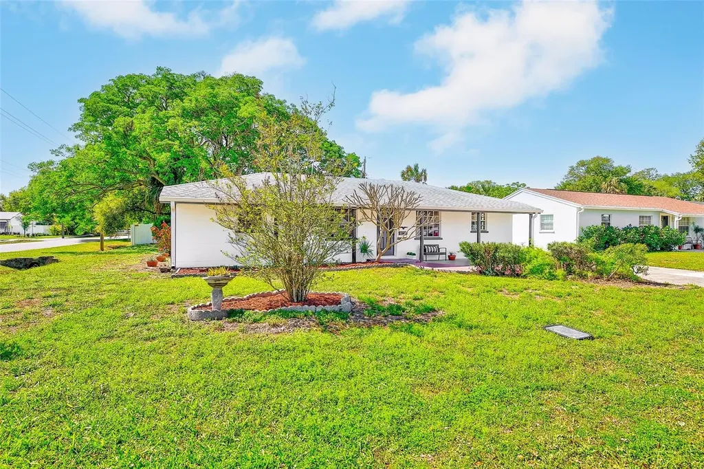 4102 W Bay Vista Avenue Tampa FL 33611