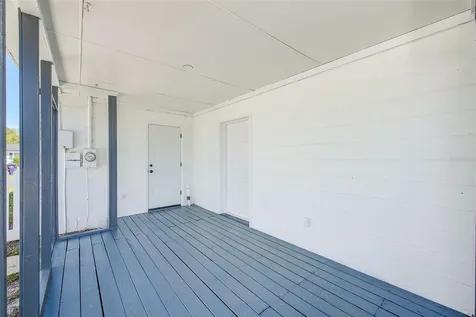 4102 W Bay Vista Avenue Tampa FL 33611