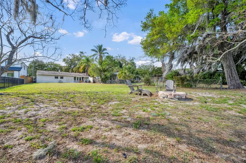 1081 Lake Weldona Drive Orlando FL 32806