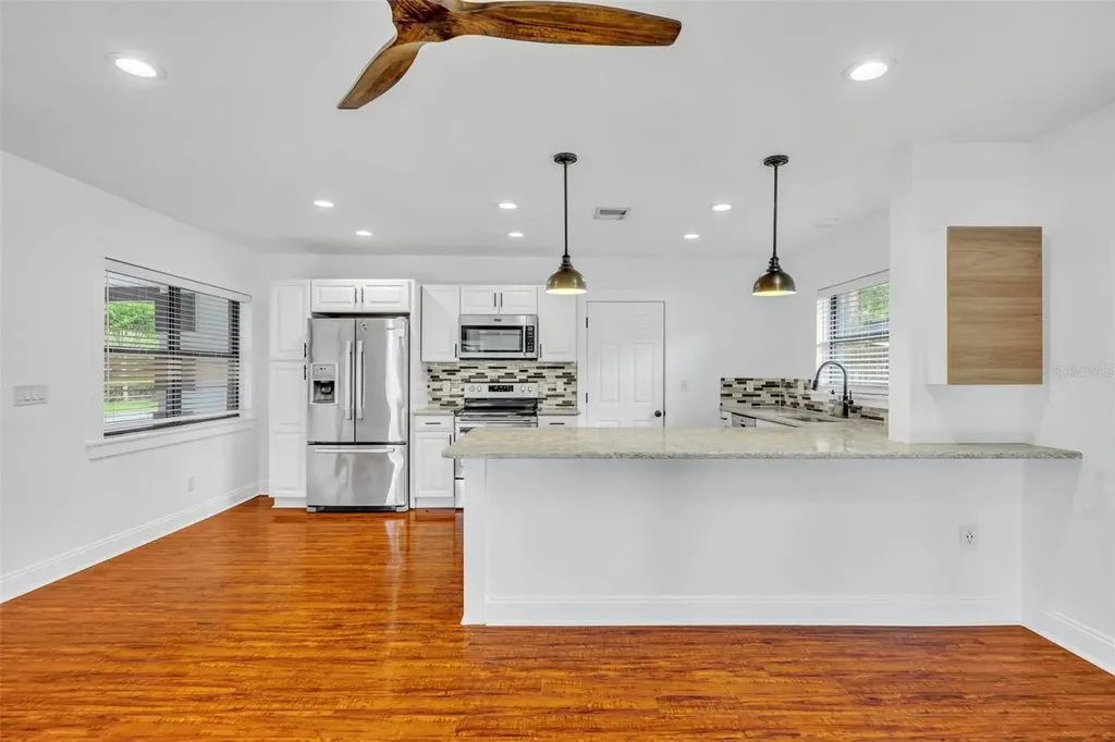 1081 Lake Weldona Drive Orlando FL 32806