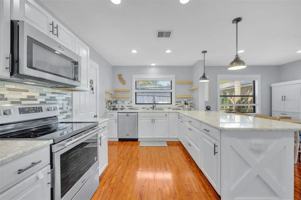 1081 Lake Weldona Drive Orlando FL 32806