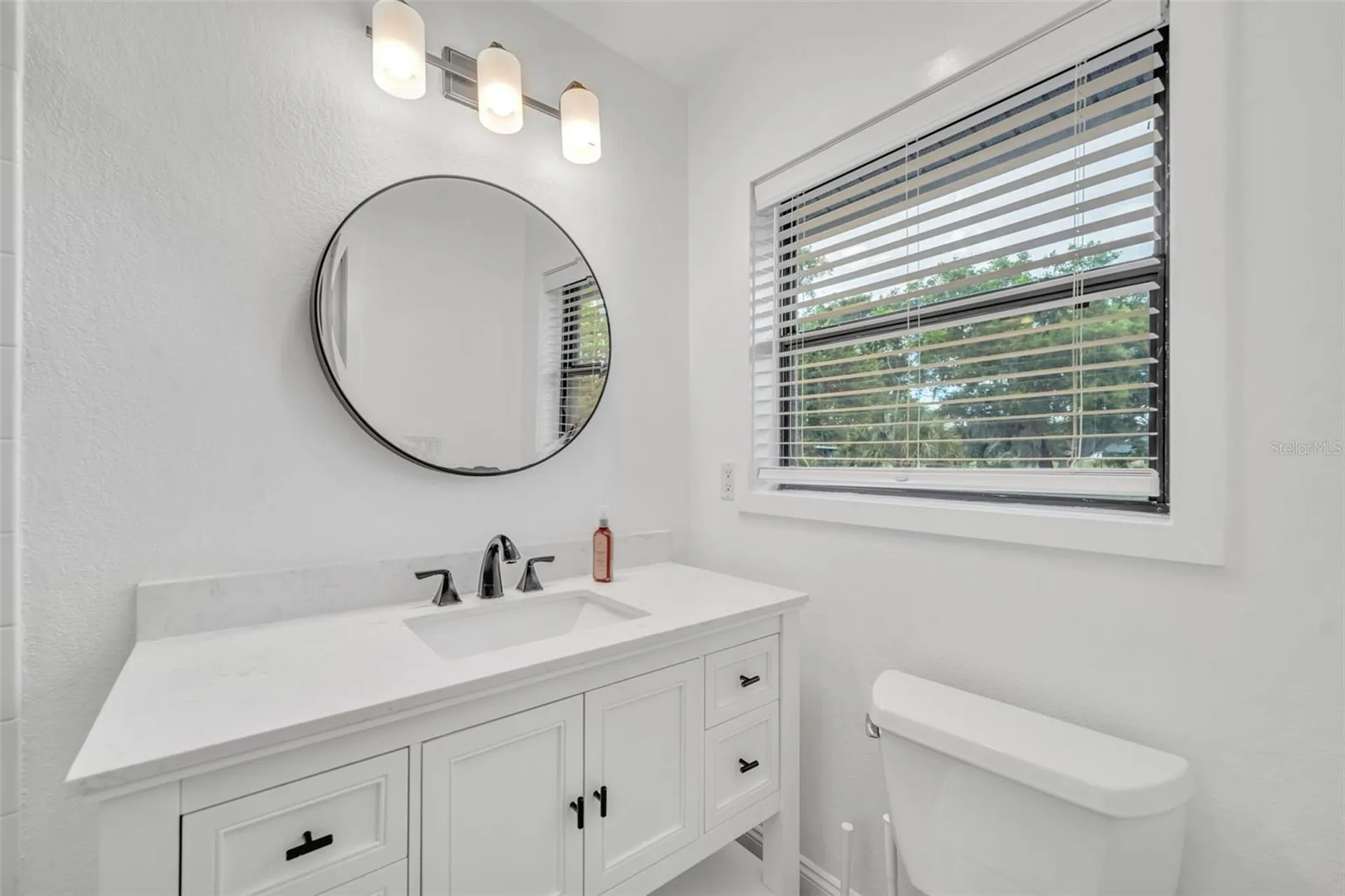 1081 Lake Weldona Drive Orlando FL 32806