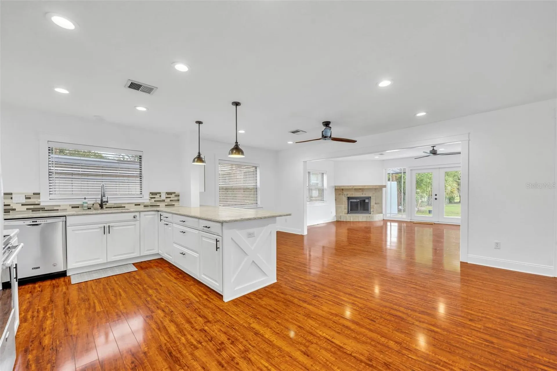 1081 Lake Weldona Drive Orlando FL 32806