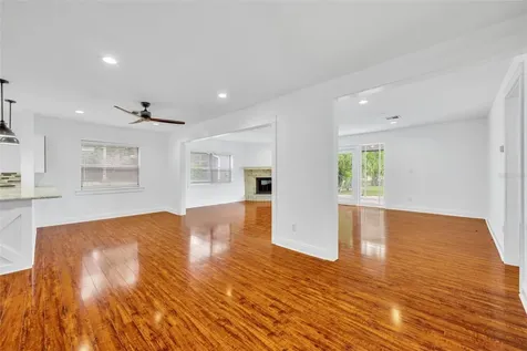 1081 Lake Weldona Drive Orlando FL 32806