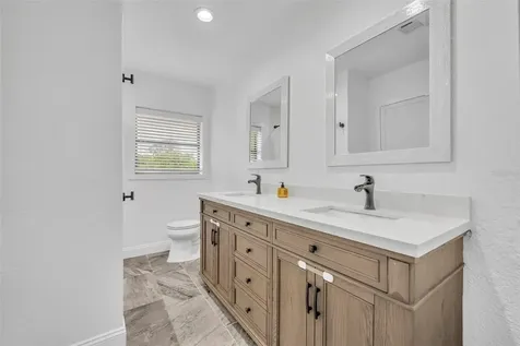 1081 Lake Weldona Drive Orlando FL 32806