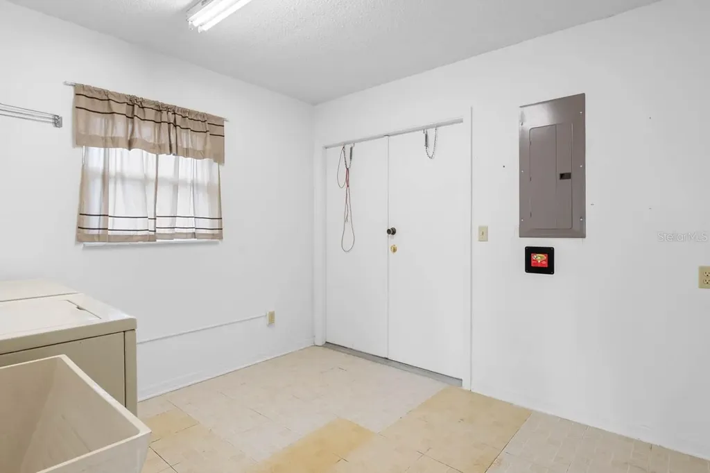 656 Fort Duquesna Drive Sun City Center FL 33573