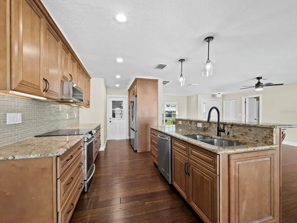 1856 Woodhaven Circle Sarasota FL 34232