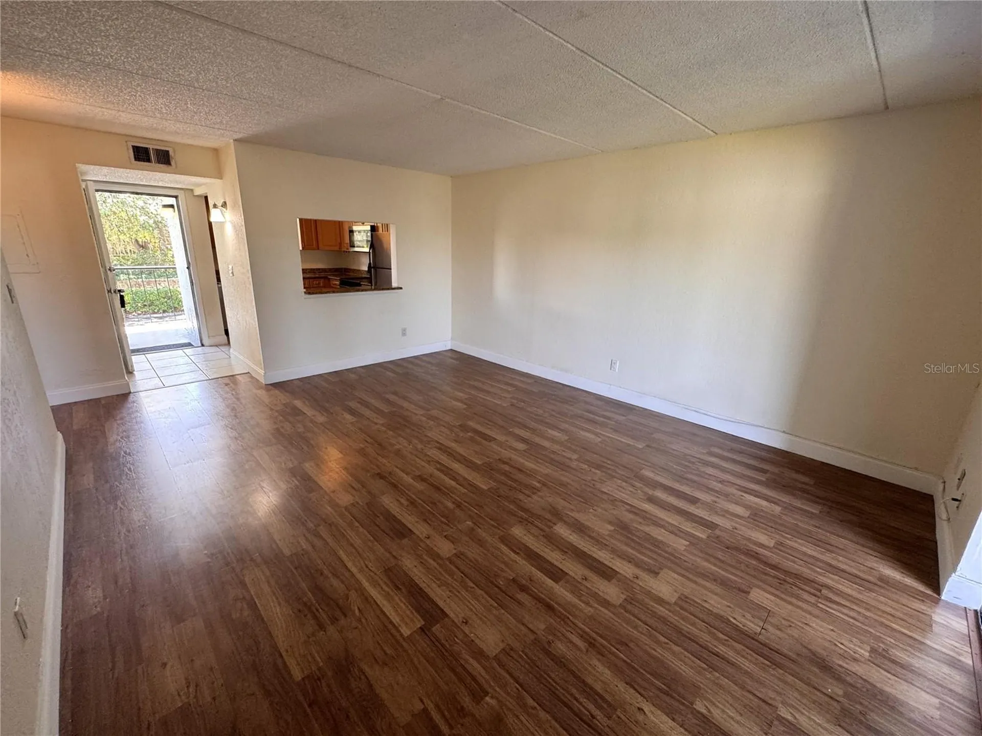 2850 Somerset Park Drive Tampa FL 33613