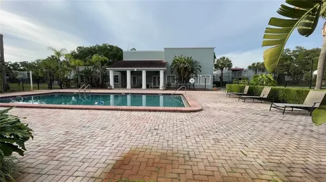 2850 Somerset Park Drive Tampa FL 33613