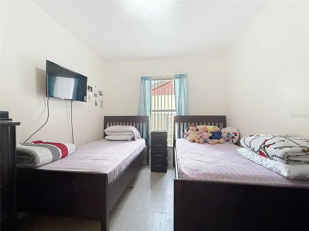 522-524 Imperial Place Kissimmee FL 34758