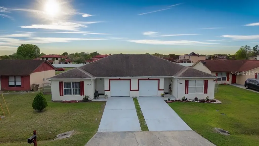 522-524 Imperial Place Kissimmee FL 34758