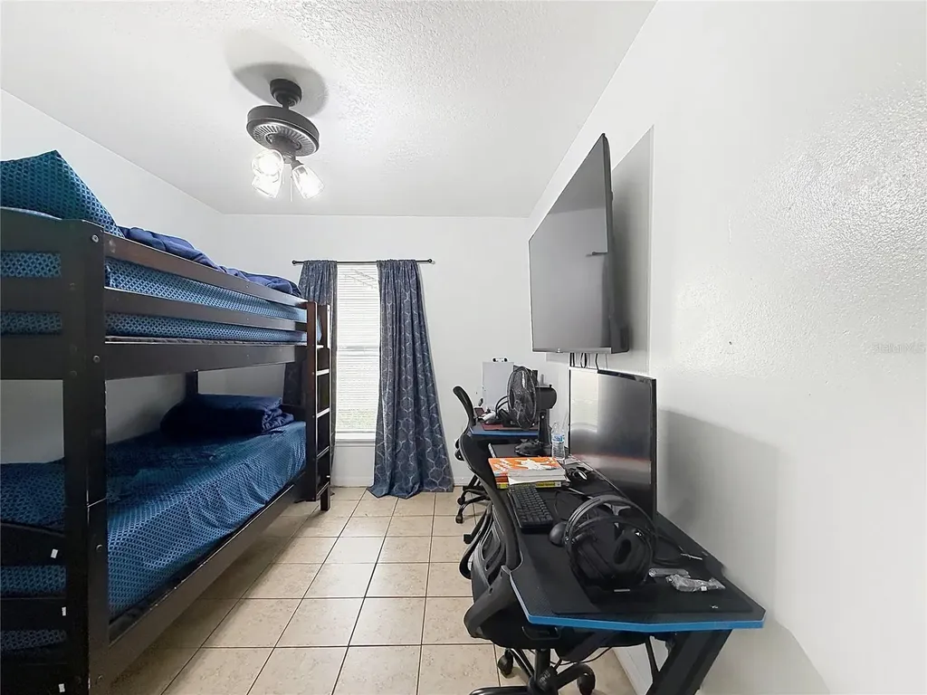 522-524 Imperial Place Kissimmee FL 34758