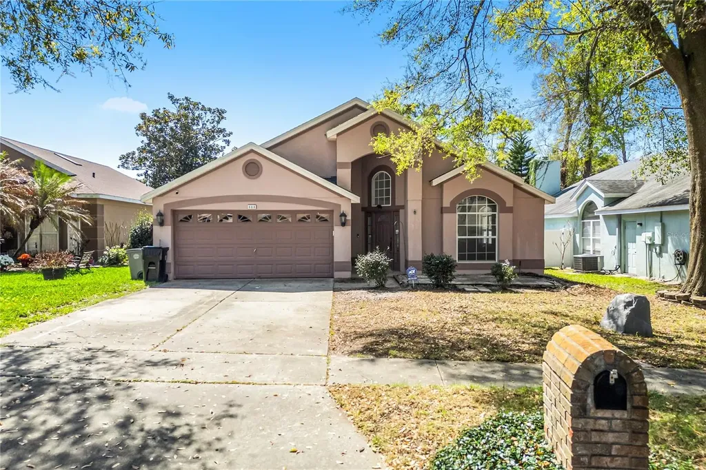 808 White Ivey Court Apopka FL 32712