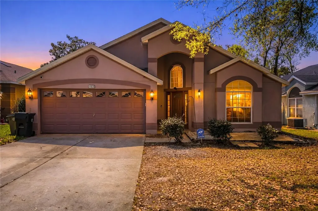 808 White Ivey Court Apopka FL 32712