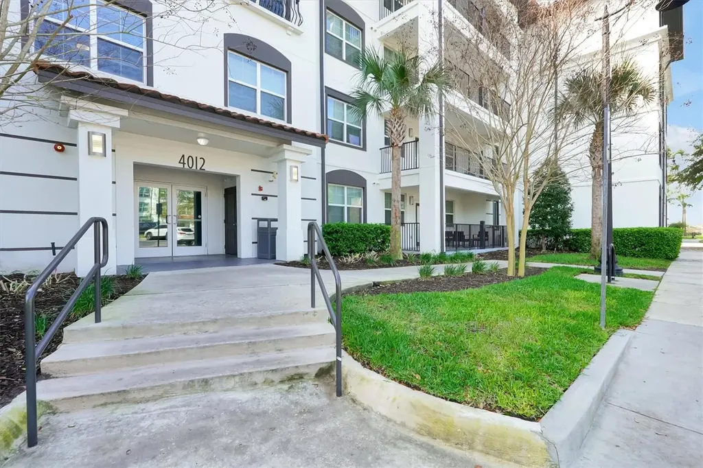 4012 Breakview Drive Orlando FL 32819