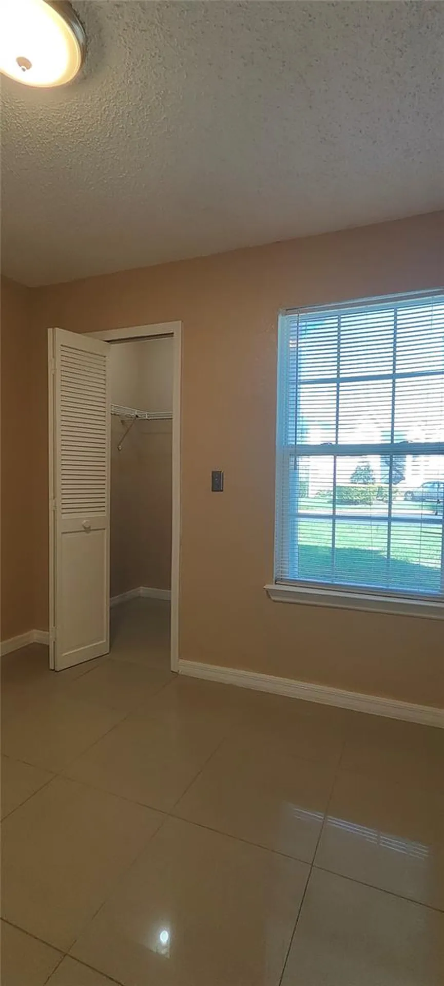 2550 N Alafaya Trail Orlando FL 32826
