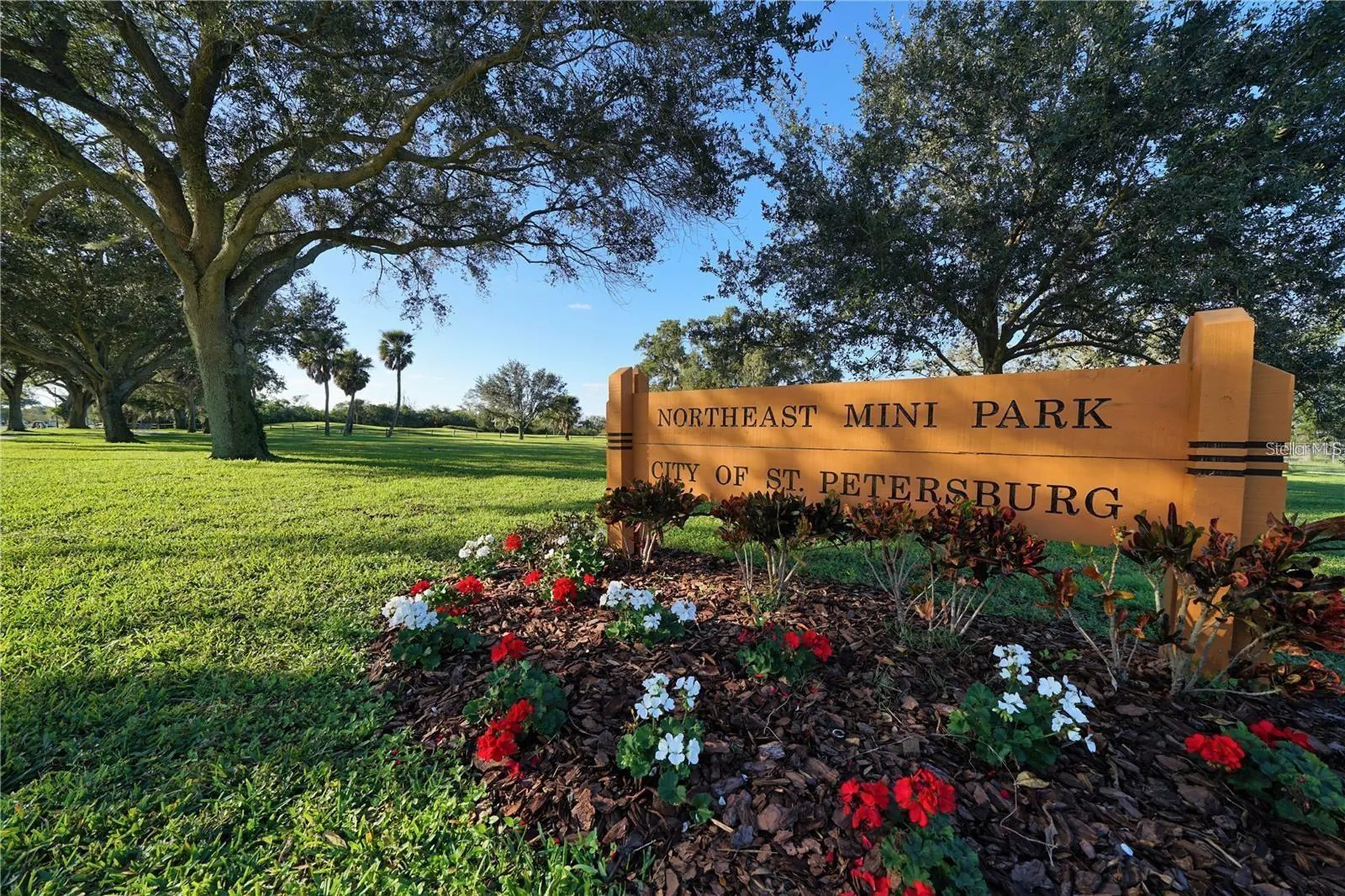 824 62nd Avenue NE St Petersburg FL 33702