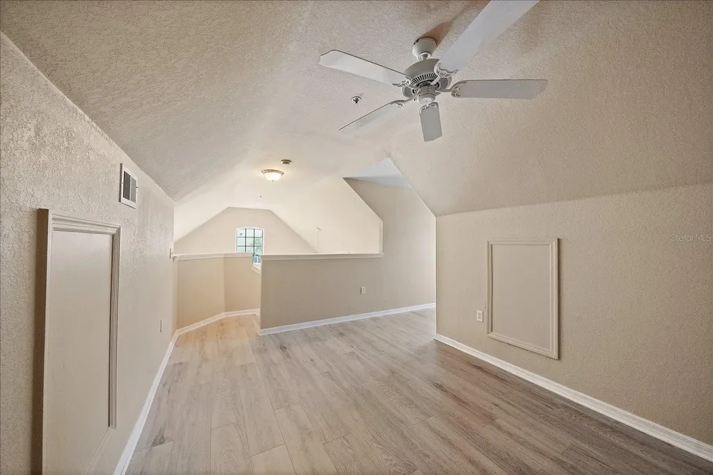 5540 Rosehill Road Sarasota FL 34233