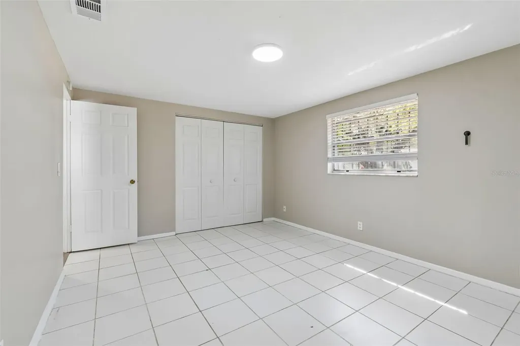 6705 Ralston Beach Circle Tampa FL 33614