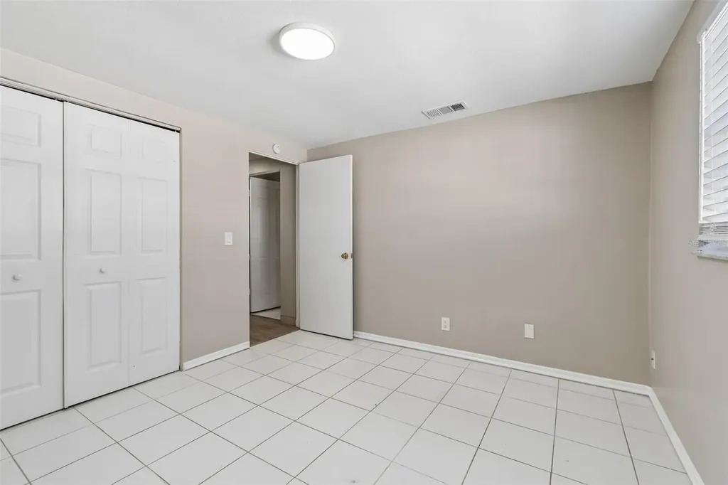 6705 Ralston Beach Circle Tampa FL 33614