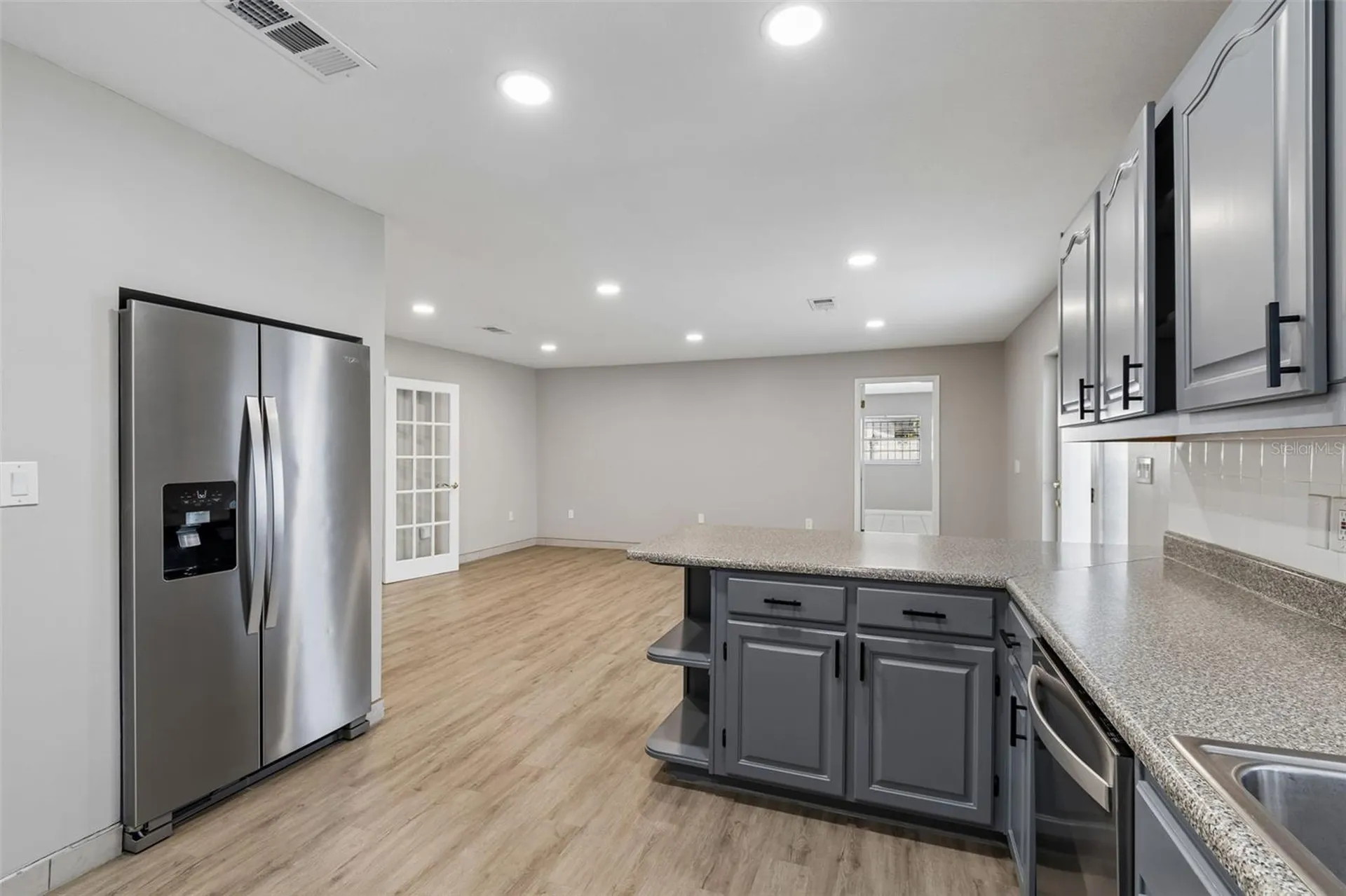 6705 Ralston Beach Circle Tampa FL 33614