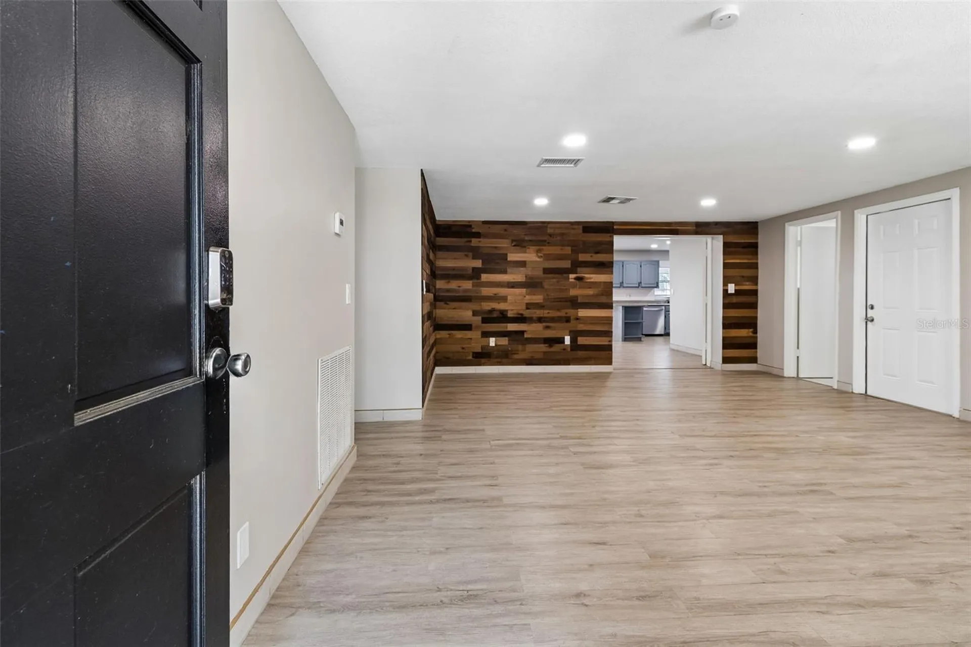 6705 Ralston Beach Circle Tampa FL 33614