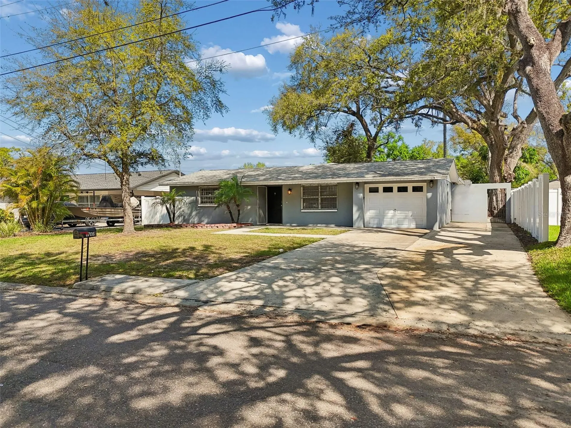6705 Ralston Beach Circle Tampa FL 33614