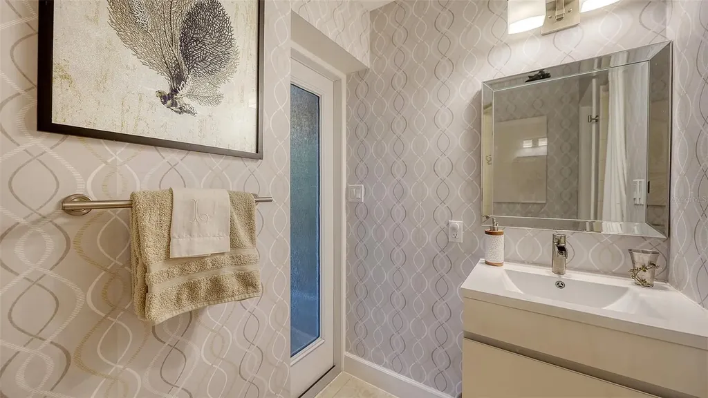 443 Bird Key Drive Sarasota FL 34236