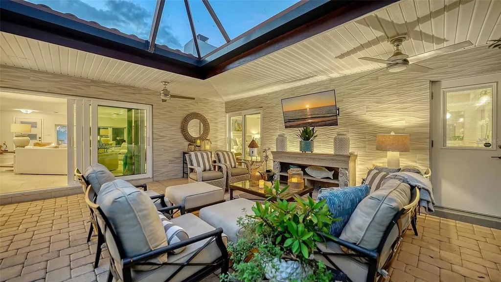 443 Bird Key Drive Sarasota FL 34236